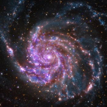 NASA-SpiralGalaxyM101-20140505